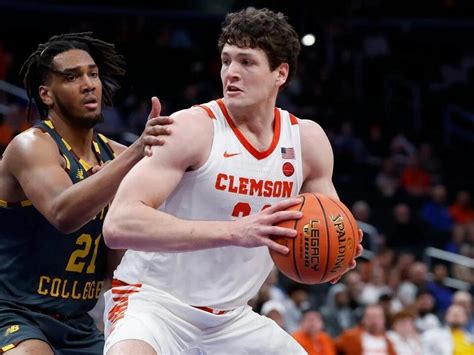 Clemson vs Alabama prediction, picks in Elite Eight bracket: Who .